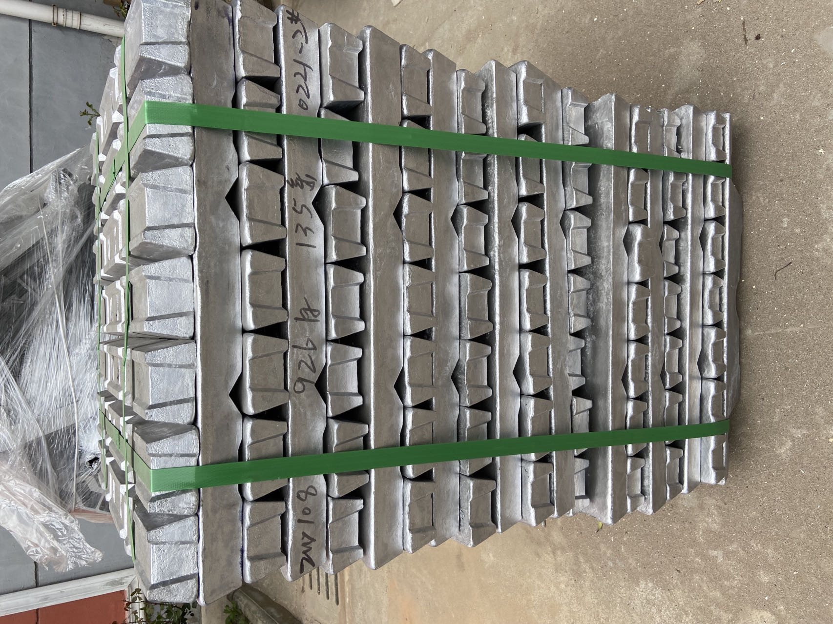 Aluminum vs Zinc Die Casting -How to Choose the Right Alloy - Lead Technical Image